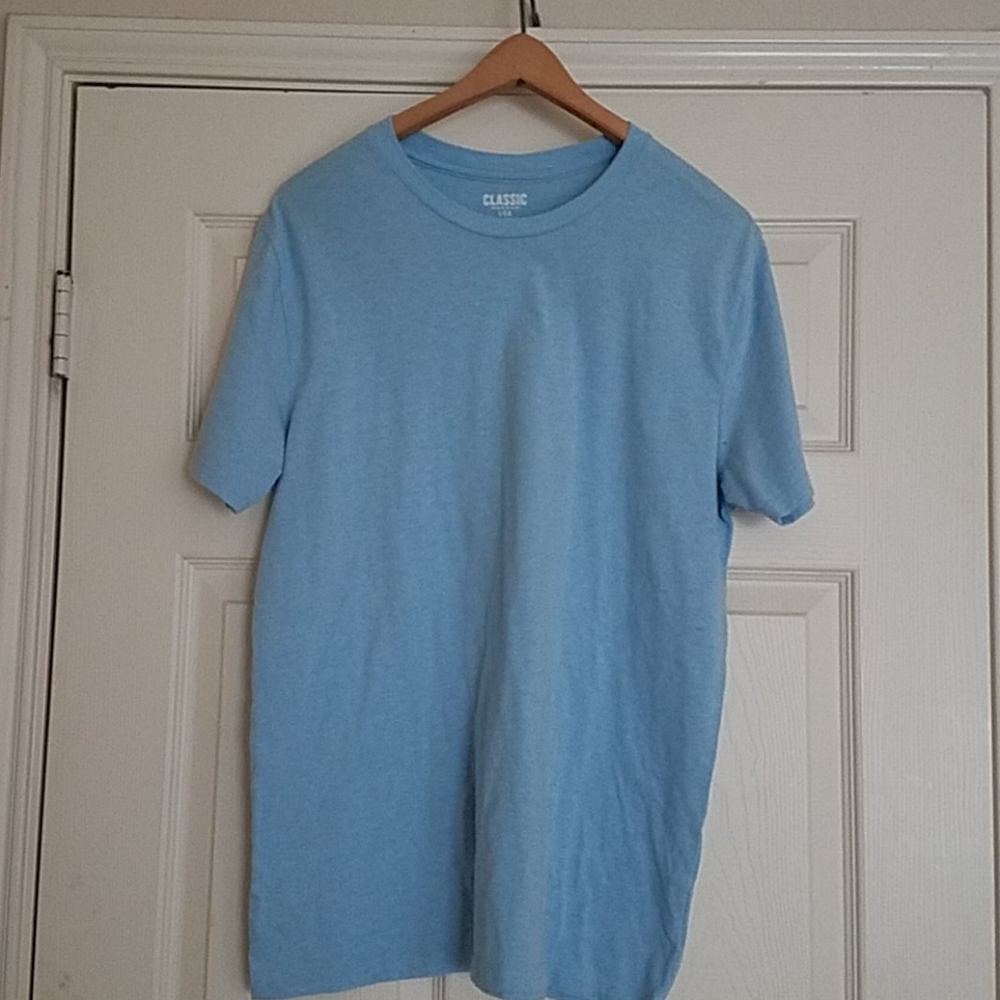 Old navy mens classic t shirt
